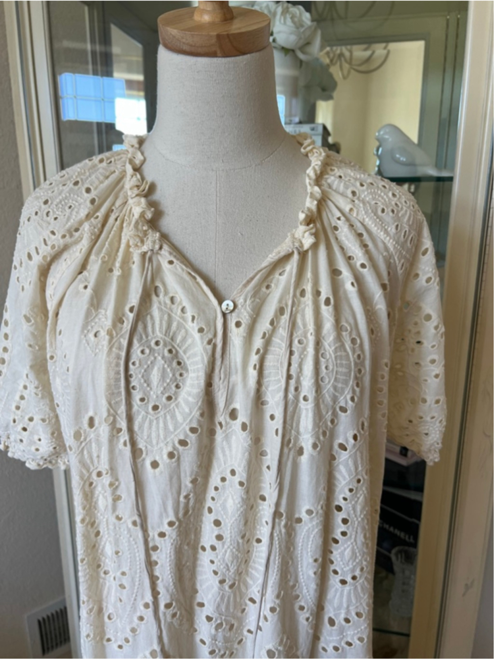 New Spell & The Gypsy Collective Cream Eyelet Maxi Dress S Runs L-can fit M & L! - Picture 2 of 6